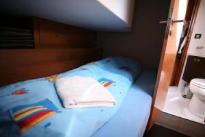 Отель «Floatinn Boat-Bnb», Женева