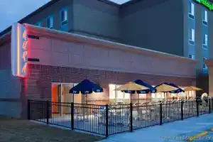 Holiday Inn Lincoln Southwest, an IHG Hotel, Линкольн