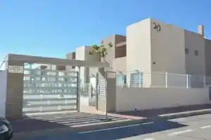 2 Bedroom Apartment in Torrevieja, Торревьеха