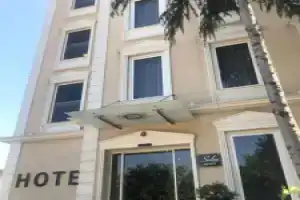 Soleo Hotel, Тирана