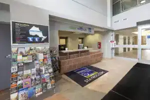 Residence & Conference Centre - Barrie, Барри