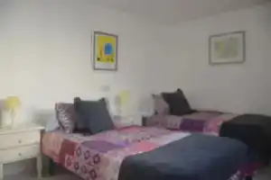 Independent whole 1st floor 1room 1balcony and views 1bathroom, Торревьеха