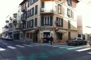 Hotel «le Nice Etoile», Ницца