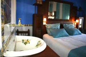 Charming house in the historic old town, Аликанте
