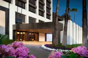 Отель «Beverly Hills Marriott», Лос-Анджелес