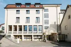 Hotel «Pelikan», Швебиш-Гмюнд