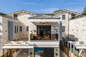 Villa Nicolette Relax in Coastal Luxury in This Modern Airy Property, Ханиоти