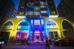 Noon Hotel, Дубай