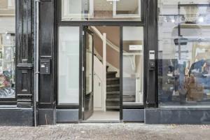 Limehome Den Haag Nieuwstraat, Гаага