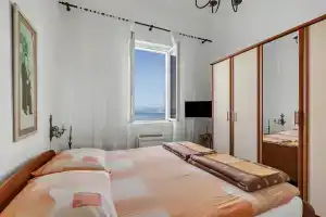 Beach rooms Riviera, Макарска