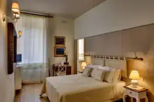 Casa Sotgiu Guest House, Рим