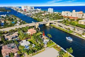 Intercostal beauty with heated pool + Spa!, Голливуд