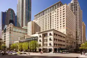Отель «The Peninsula Chicago», Чикаго