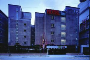 Incheon Airport Hotel June, Инчхон
