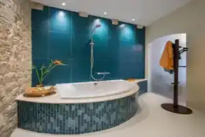 That place studio apartment, Трогир