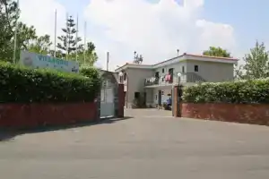Villaggio Alkantara, Джиардини-Наксос