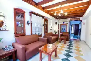 Gozen Hotel, Гюмбет
