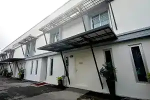 Отель «Paragon Inn», Лат-Крабанг