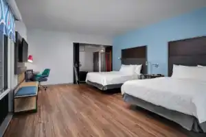 Отель «Tru By Hilton Indianapolis Downtown, In», Индианаполис