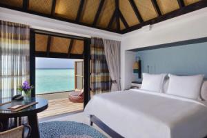 Four Seasons Resort Maldives at Kuda Huraa, Атолл Северный Мале