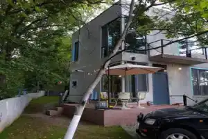 Modern House In Tskneti, Цхнети