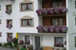 Hotel «Garni Helvetia», Ишгль