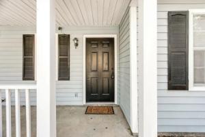 9 Mi to Moody Afb: Newly Updated Condo Near Dining, Валдоста