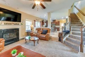 Fenced Yard & Patio! Family Home Near Fort Benning, Колумбус