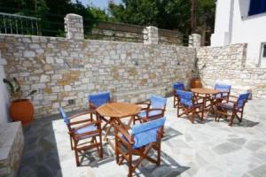 Anna's Parikia Studios, Парикия