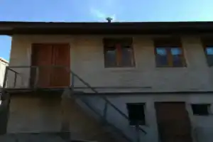 Guest house lela, Местиа