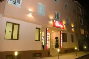 Виктория Отель, Варна