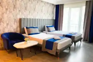 Nenessahotel, Аксарай