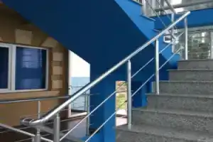 Sunny Land Hotel, Чакви