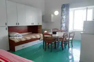 2 bedrooms appartement at Ischia 10 m away from the beach with sea view, Искья