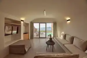Coco-Mat Hotel Santorini, Акротири