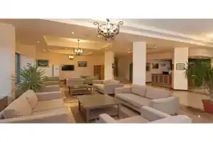 Miarosa Incekum West Resort, Авсаллар