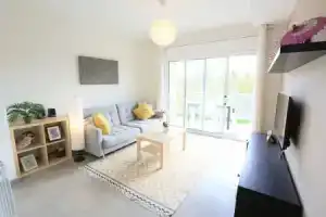Apartamento Luminoso Para 6 Personas en Salou, Салоу