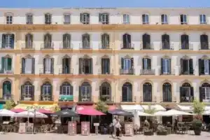 Apartamentos Alcazaba, Малага