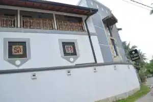 Polhena Bay resort, Матара