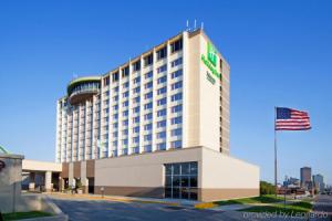 Отель «Holiday Inn-Downtown-Mercy Campus, An Ihg», Де-Мойн