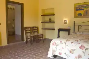 Agriturismo La pulledraia, Альберезе