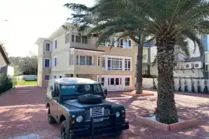 Aşiyan Yalısı, Изник