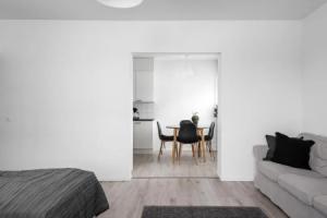 Fresh 2BR-apartment with FREE parking, Пори