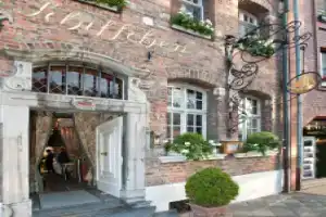 Hotel «Barbarossa», Дюссельдорф