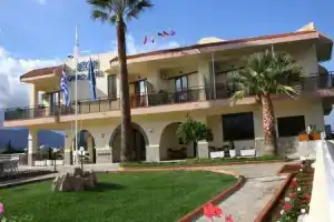 Triton Garden Hotel, Малия