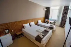 98 Zurab Gorgiladze St, Батуми