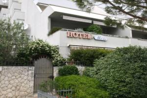 Hotel «More», Сплит