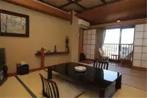 Kamimura, Атами