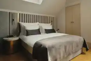 Hotel «Blow Up Hall 5050», Познань