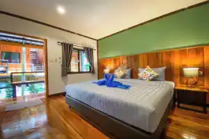 Rapala Rock Wood Resort- Sha Plus, Рейли-Бич